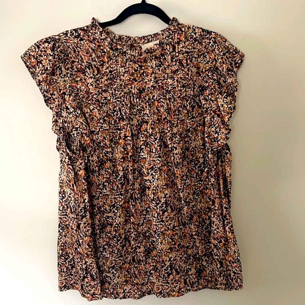 Loft NWOT women’s size XXL adorable short sleeved flowy shirt beautiful pattern.